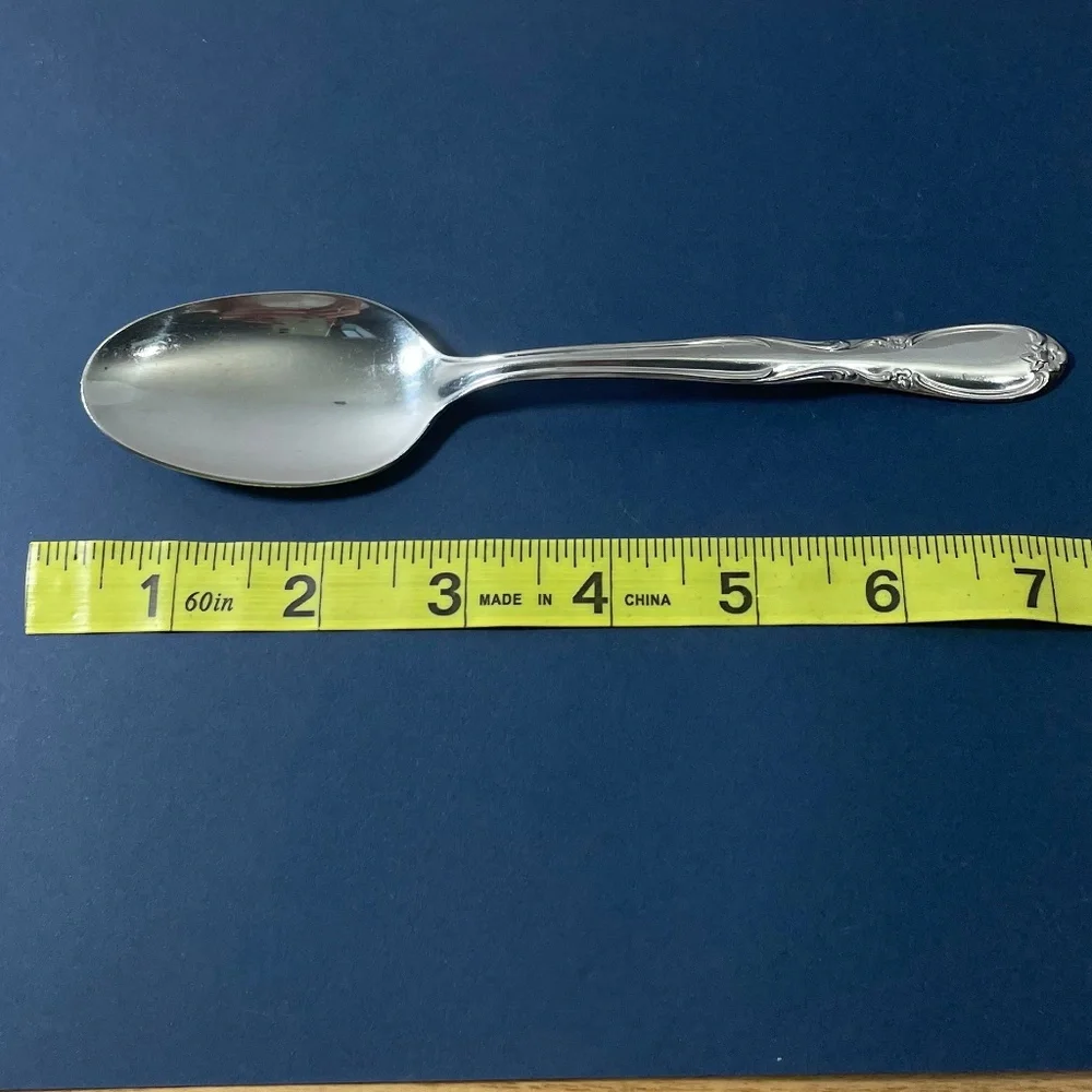 Vtg International Silver CHAPEL HILL 4 Oval Soup Spoons Superior Stainless MCM